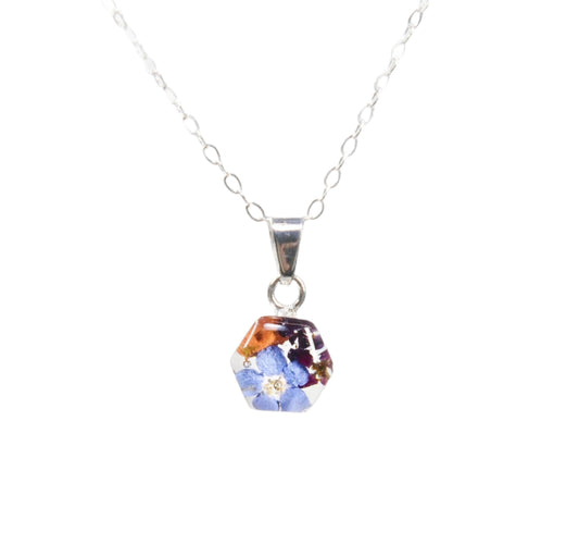 🎁 Tiny Hexagon Pendant with Wildflowers (100% off)